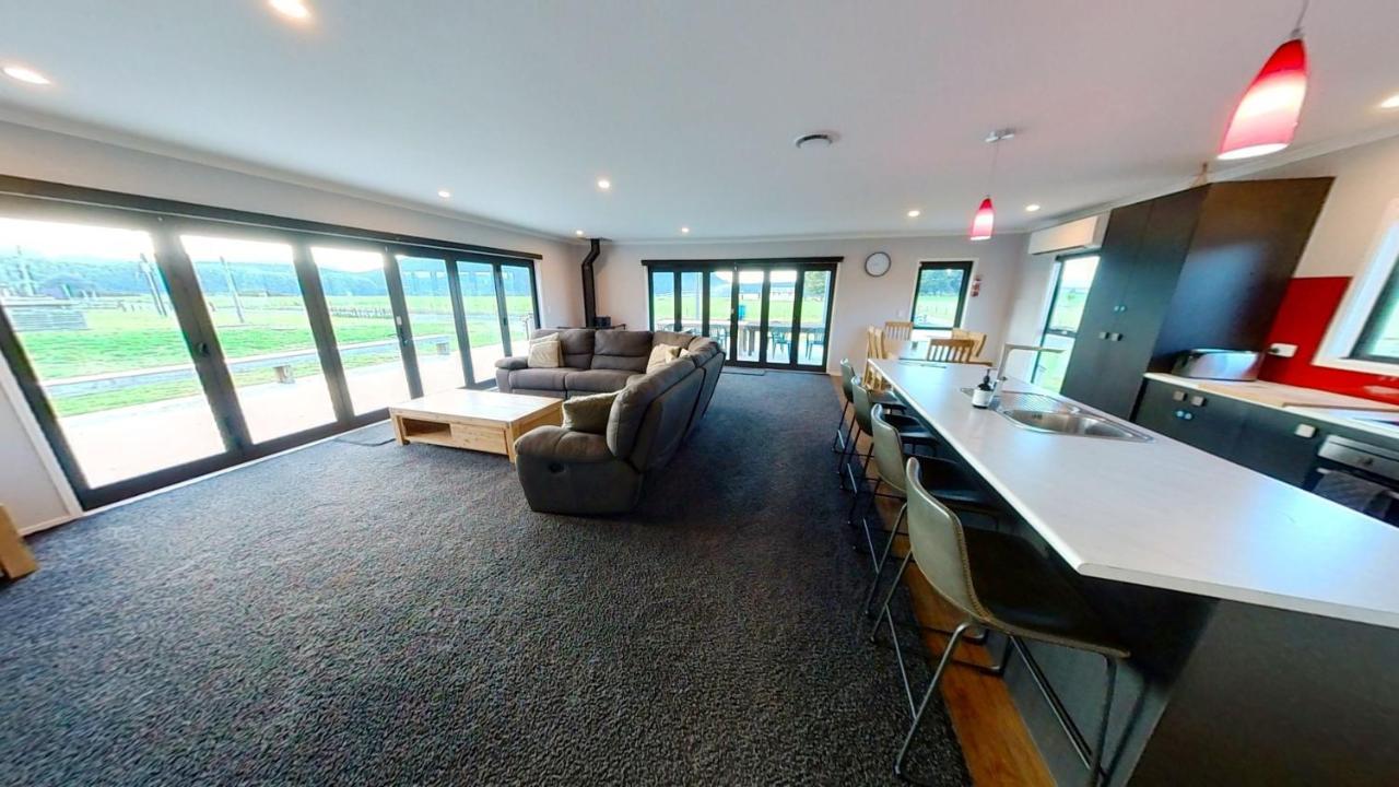 Full Holiday Home To Yourself, Up To 21 Guests Atiamuri Ngoại thất bức ảnh